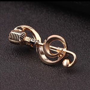 Microphone musical note enamel brooch pin